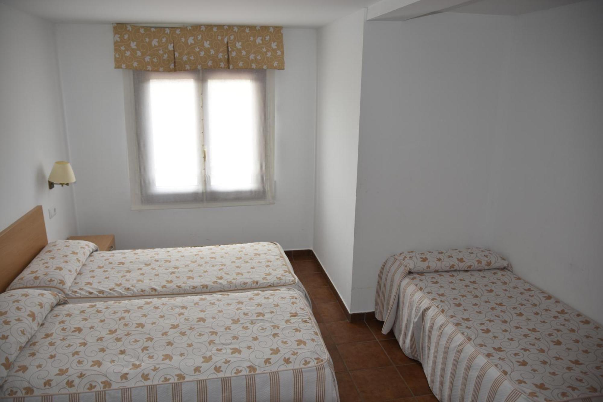 Aparthotel Tres Caminos Ель-Грао Екстер'єр фото