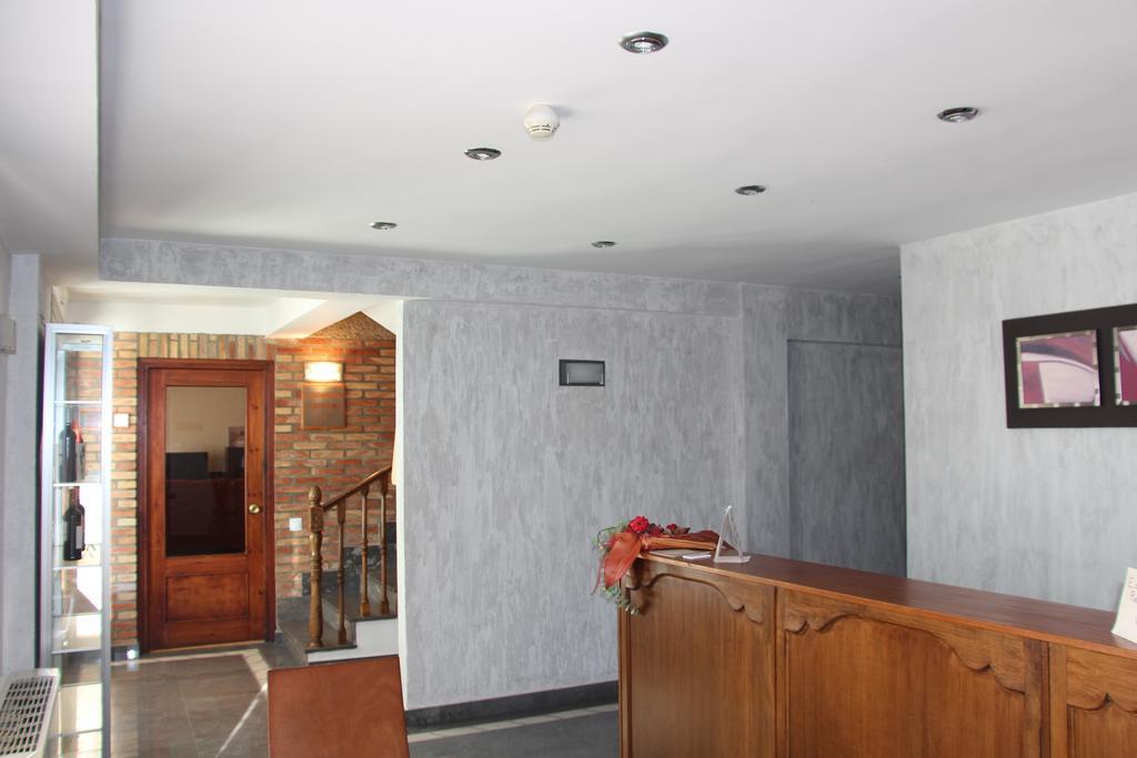Aparthotel Tres Caminos Ель-Грао Екстер'єр фото