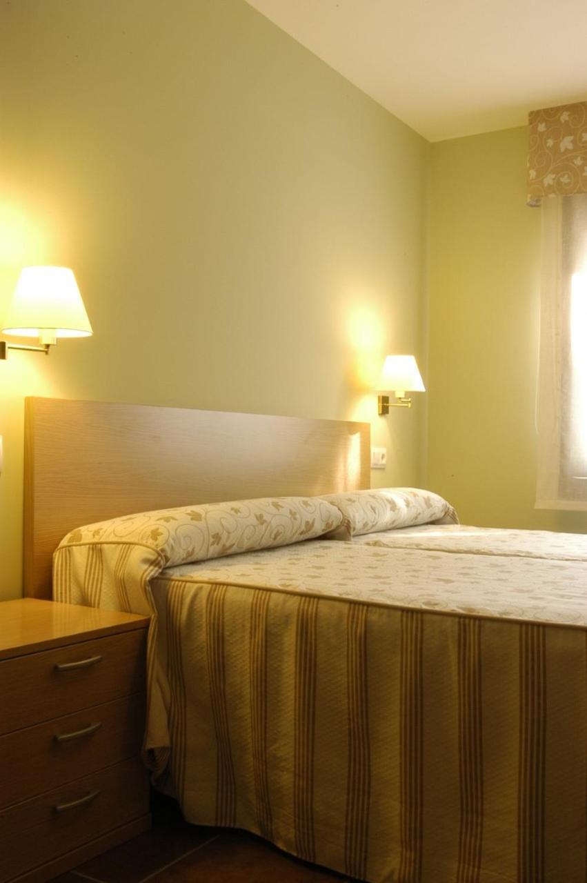 Aparthotel Tres Caminos Ель-Грао Екстер'єр фото